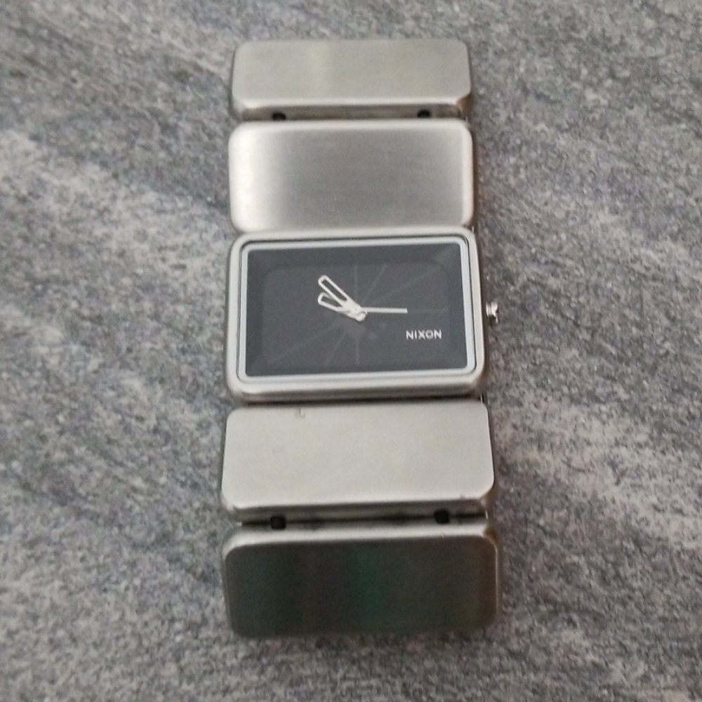 Nixon Watch